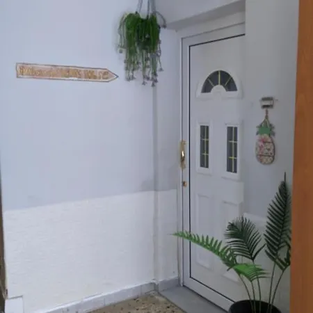 Apartment Nikol & Stella's House *