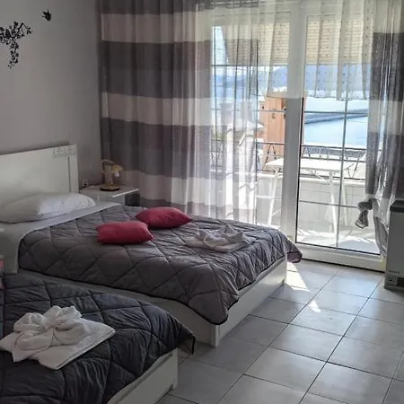 Nikol & Stella's House Apartment Kavala