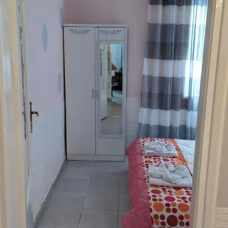 Apartamento Nikol & Stella's House