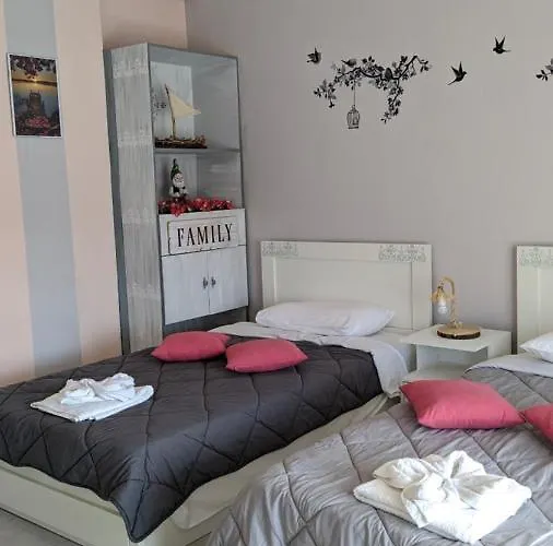 Nikol & Stella's House Apartamento