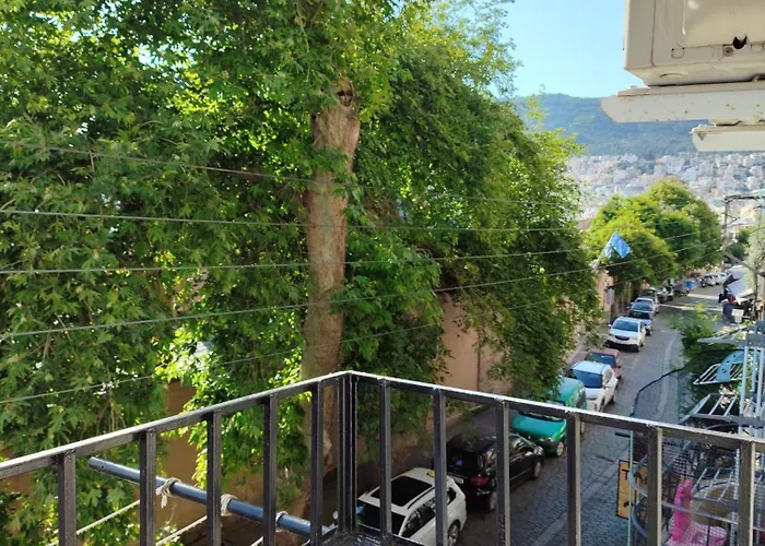 Nikol & Stella's House Apartment *