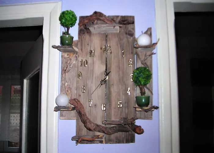 Nikol & Stella's House Apartment *